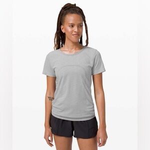 Lululemon black-and-white swiftly tech short sleeve shirt, relaxed fit